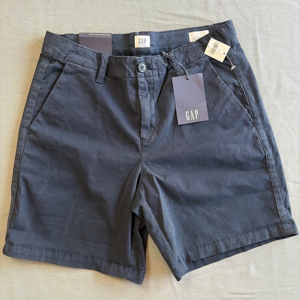 GAP | Women’s Size 2 Blue Stretch Mid Rise Chino Relaxed Girlfriend Shorts